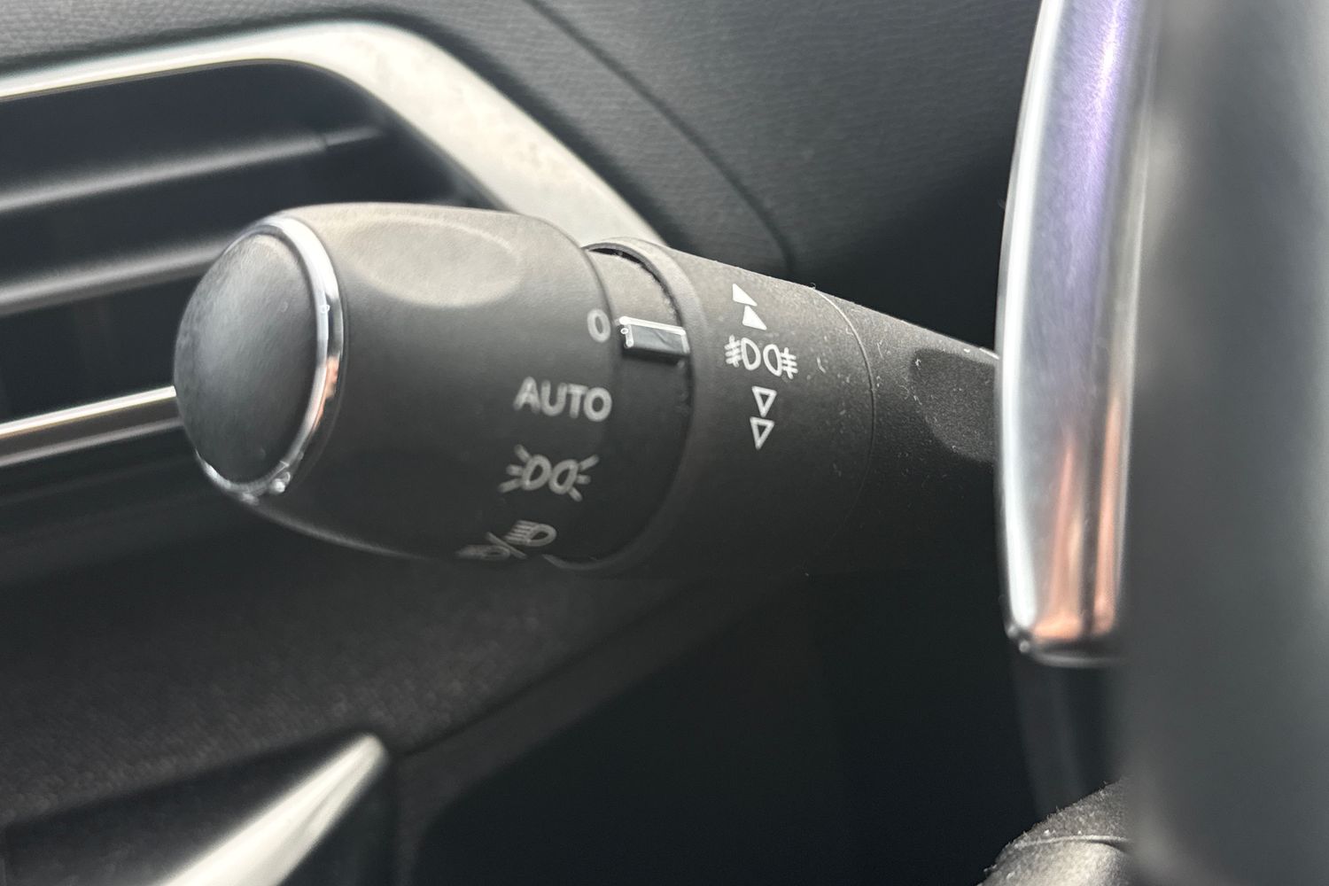 Used Peugeot 5008 2018 for sale - 77451245: Photo 12