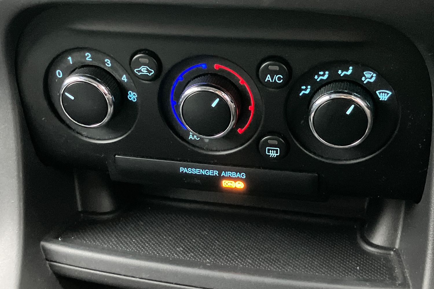 Used Ford Ka+ 2018 for sale - 77135413: Photo 10