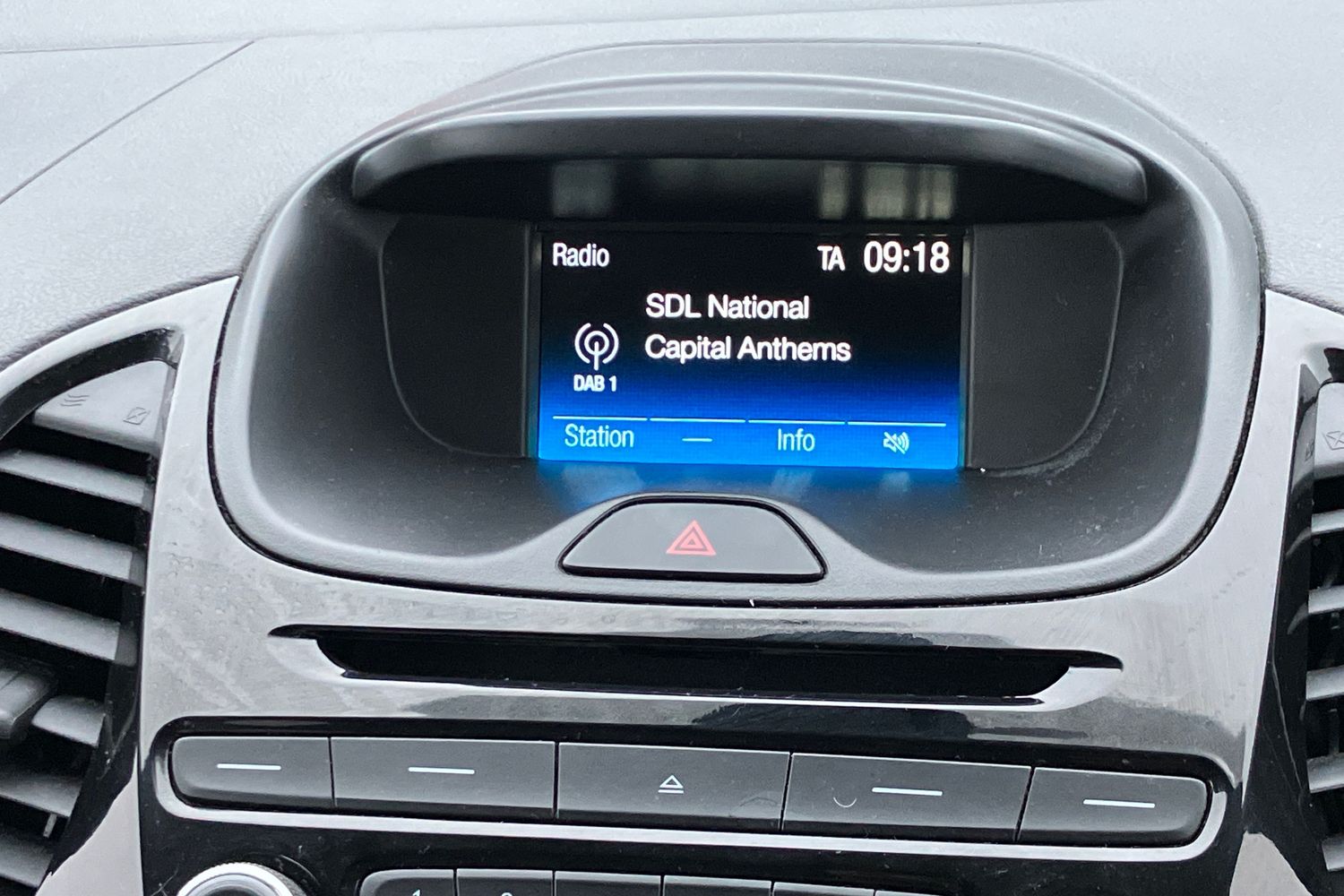 Used Ford Ka+ 2018 for sale - 77135413: Photo 6