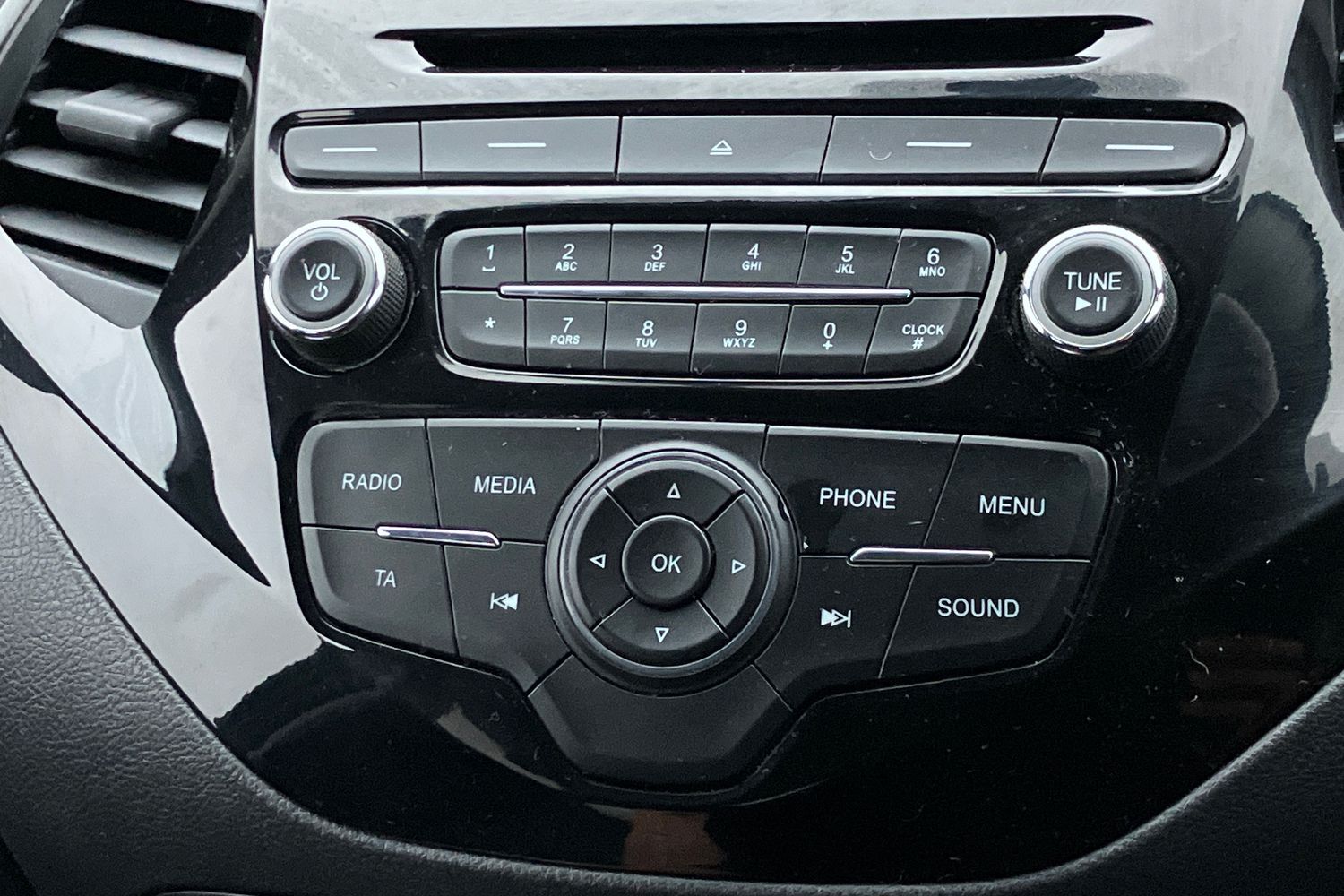 Used Ford Ka+ 2018 for sale - 77135413: Photo 9