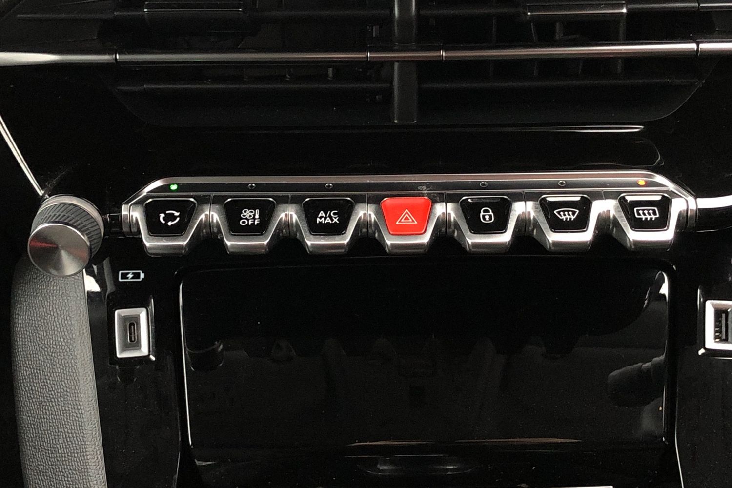 Used Peugeot 2008 2022 for sale - 76746332: Photo 11