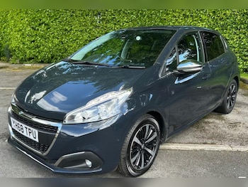 Used Peugeot 208 2018 for sale - 78666996: Photo