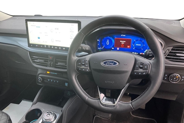 Used Ford Focus 2022 for sale - 76219813: Photo 3