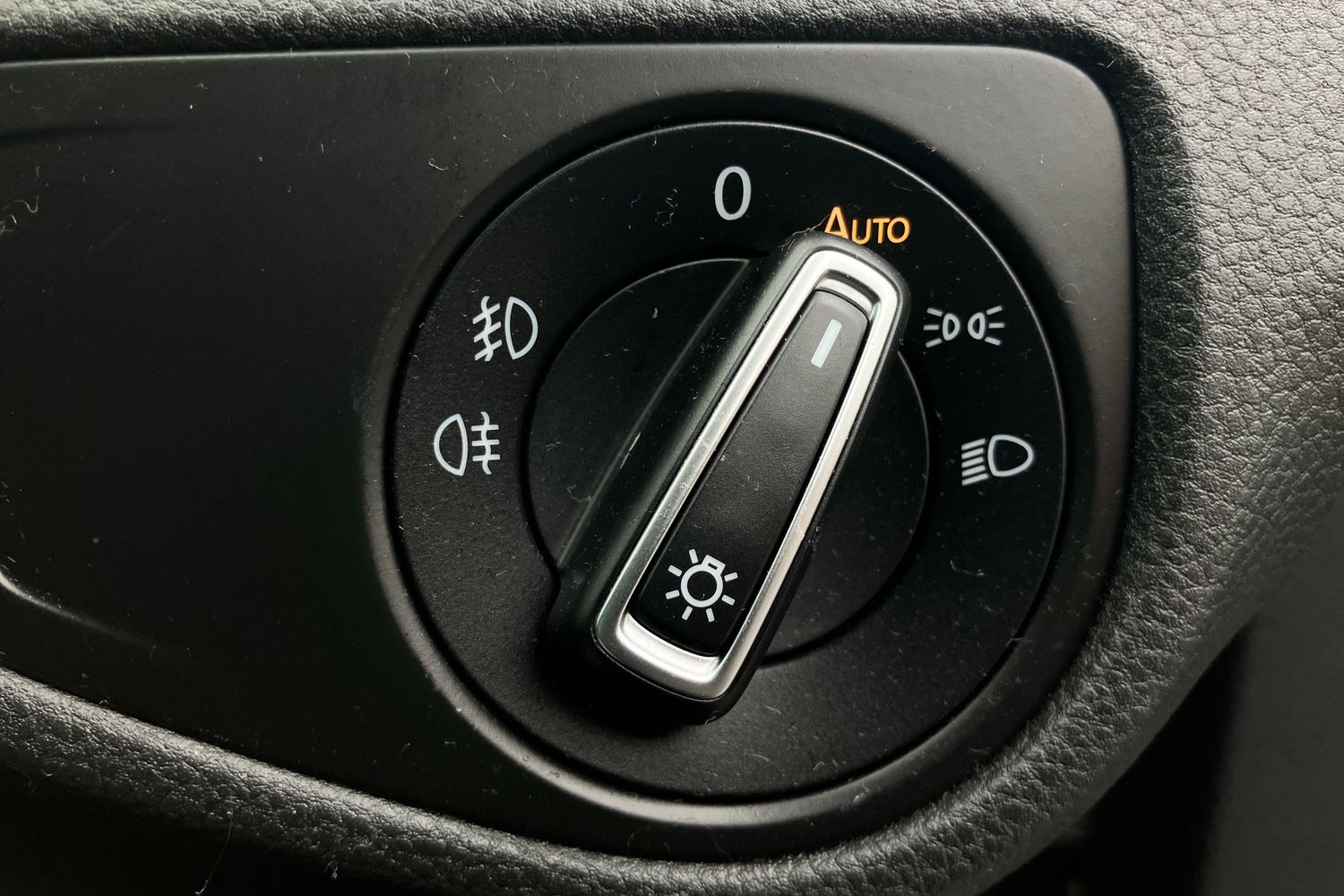 Used Volkswagen Golf 2019 for sale - 77383363: Photo 19