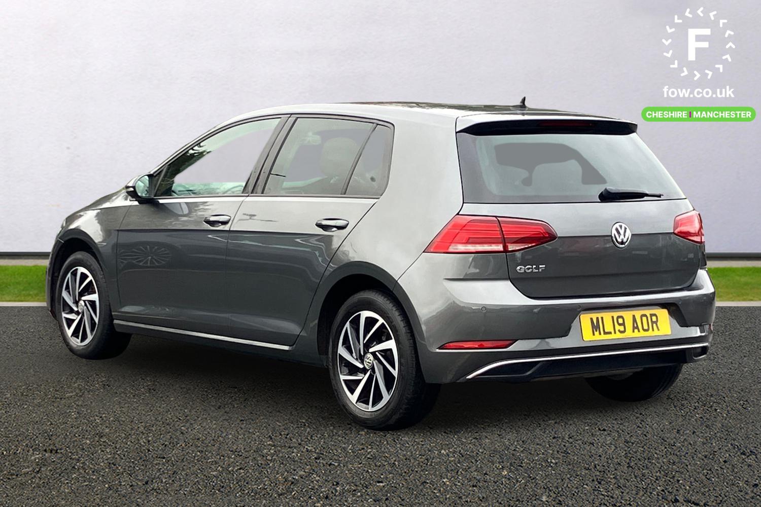 Used Volkswagen Golf 2019 for sale - 77383363: Photo 2