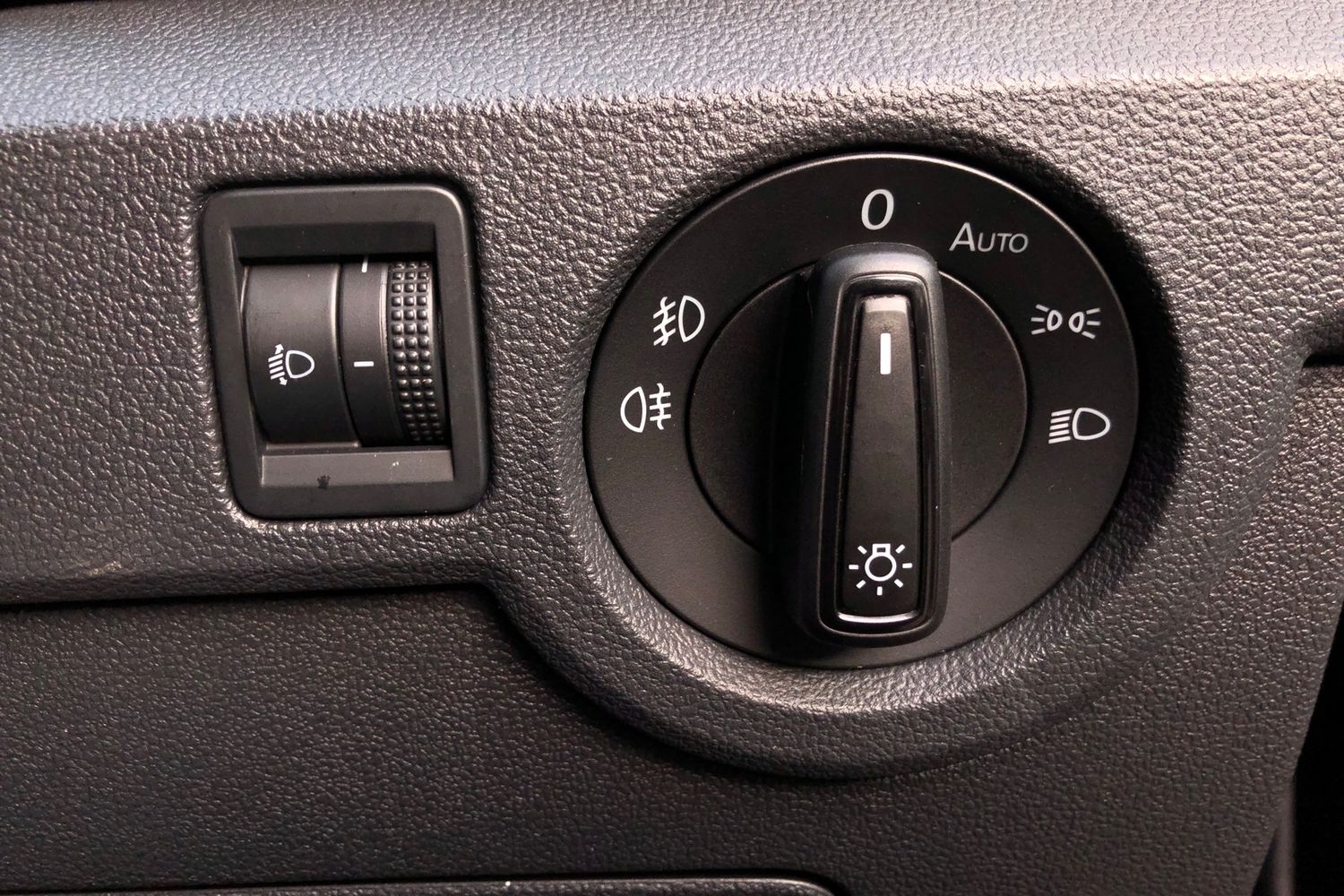 Used Volkswagen T-Cross 2023 for sale - 77407512: Photo 14