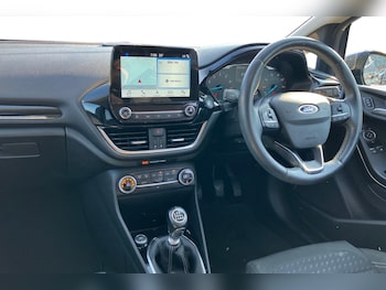 Used Ford Fiesta 2018 for sale - 79130224: Photo