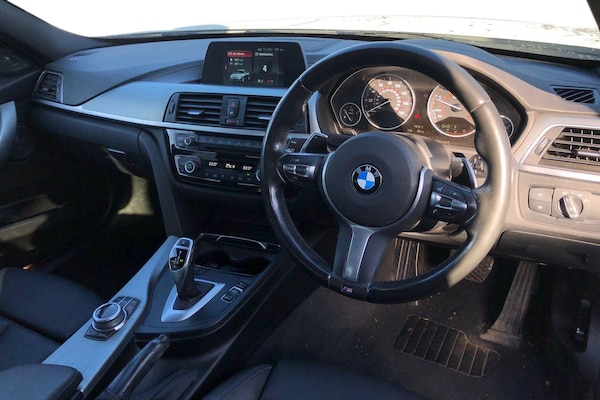 Used BMW 3 Series 2018 for sale - 76082009: Photo 3