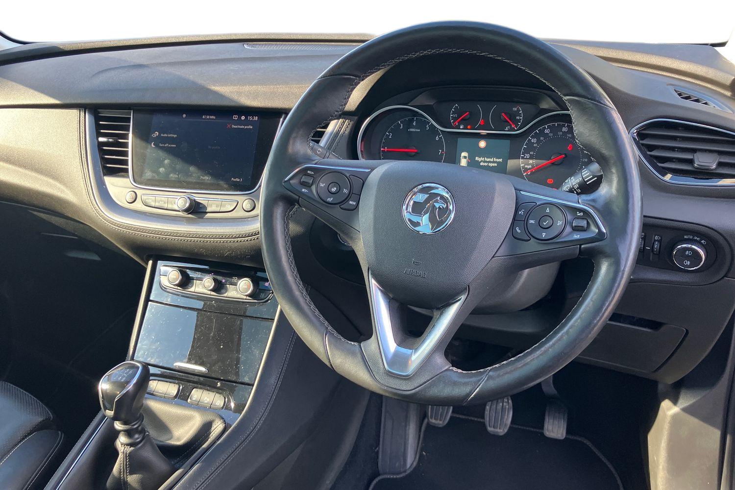 Used Vauxhall Grandland X 2018 for sale - 76027251: Photo 3