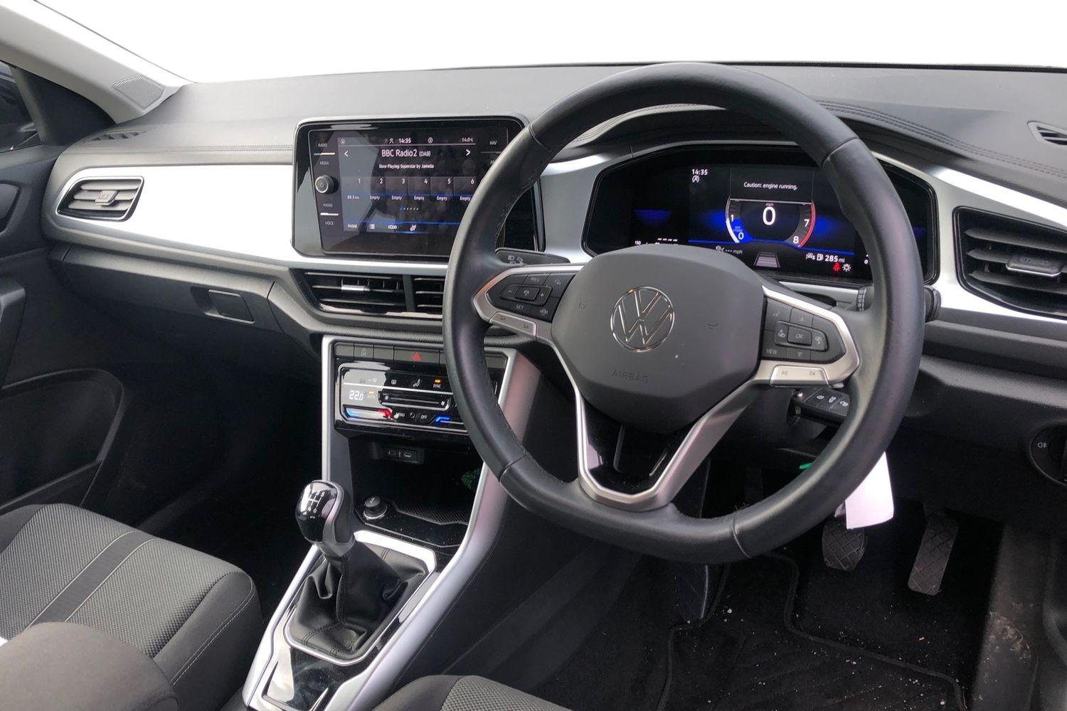 Used Volkswagen T-Roc 2023 for sale - 76429313: Photo 3