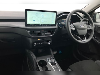 Used Ford Kuga 2025 for sale - 76197637: Photo 4