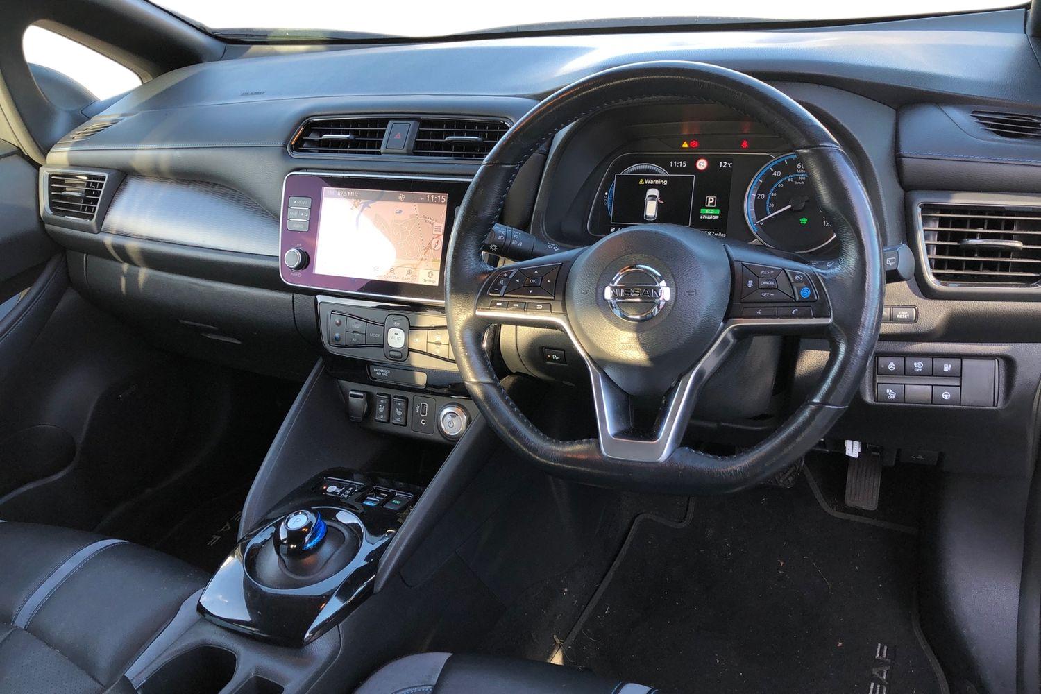 Used Nissan Leaf 2020 for sale - 76890306: Photo 3