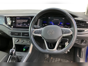Used Volkswagen Polo 2023 for sale - 75690398: Photo