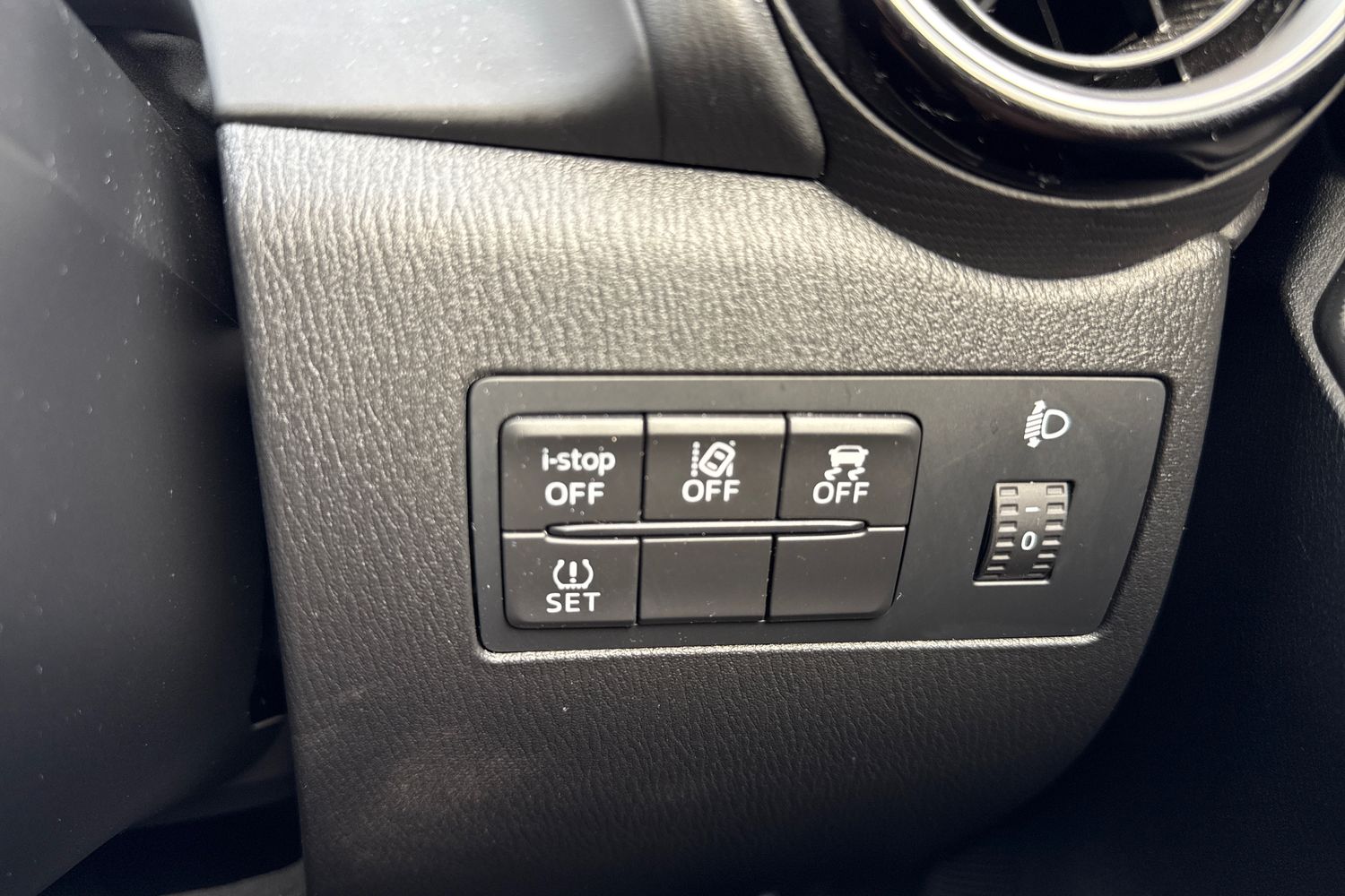 Used Mazda Mazda2 2019 for sale - 76353328: Photo 8