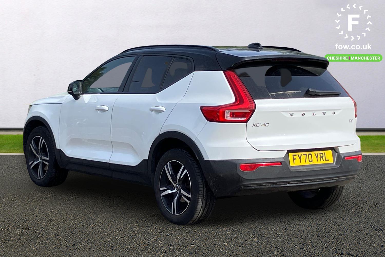 Used Volvo XC40 2020 for sale - 78189936: Photo 2