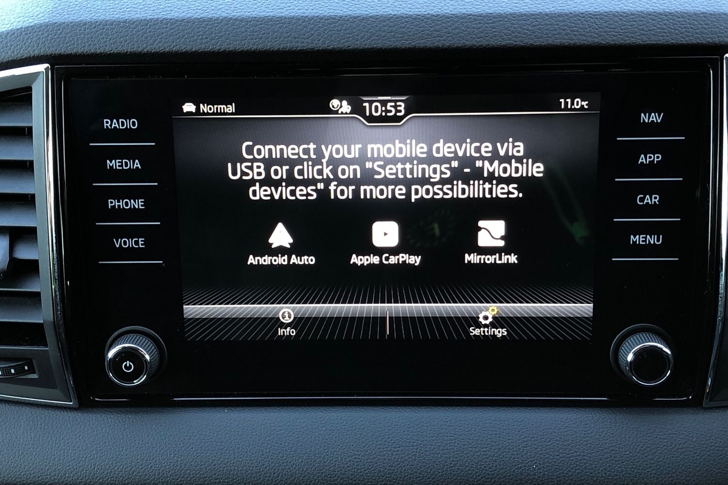 Used Skoda Karoq 2021 for sale - 76515998: Photo 10