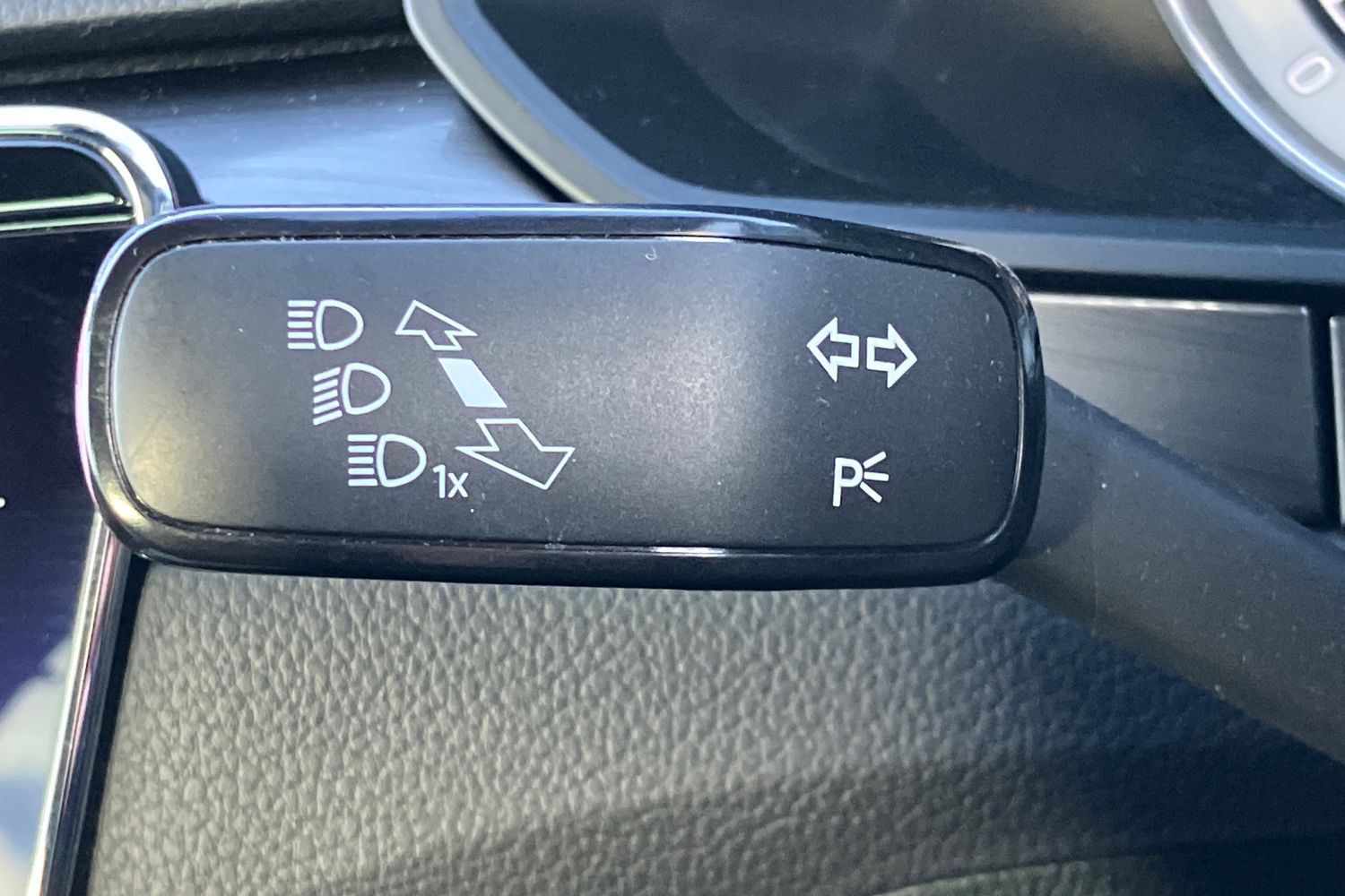 Used Skoda Superb 2020 for sale - 76798536: Photo 16