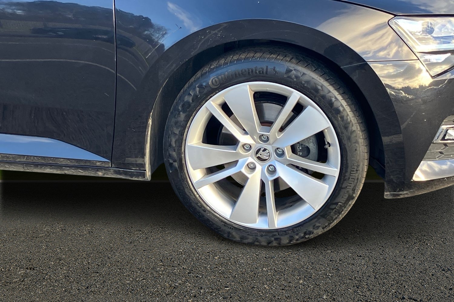 Used Skoda Superb 2020 for sale - 76798536: Photo 25