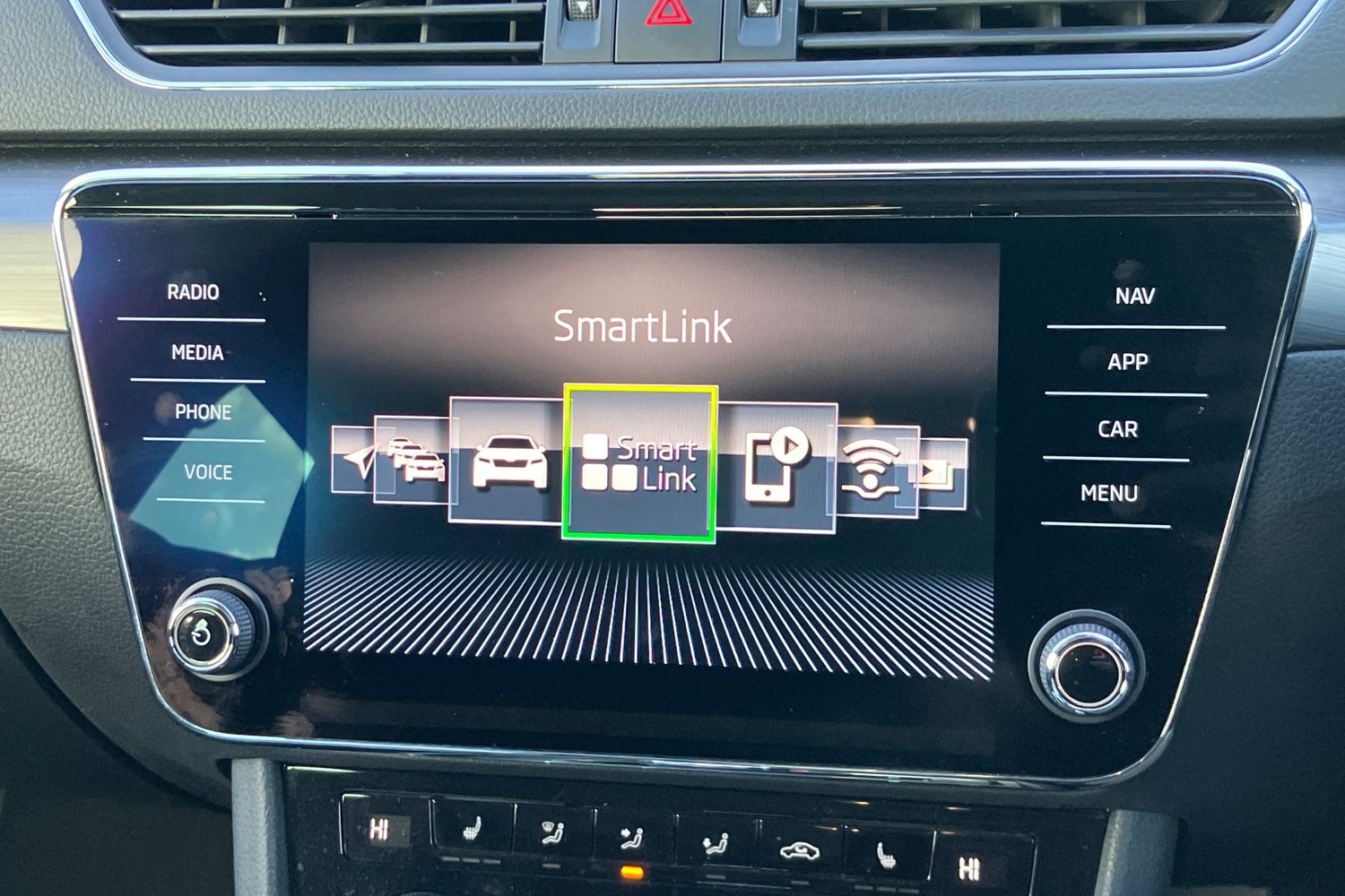 Used Skoda Superb 2020 for sale - 76798536: Photo 9