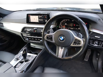 Used BMW 5 Series 2020 for sale - 77383146: Photo
