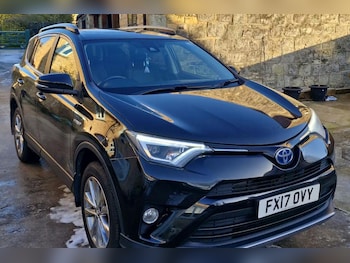 Used Toyota RAV4 2017 for sale - 77226469: Photo