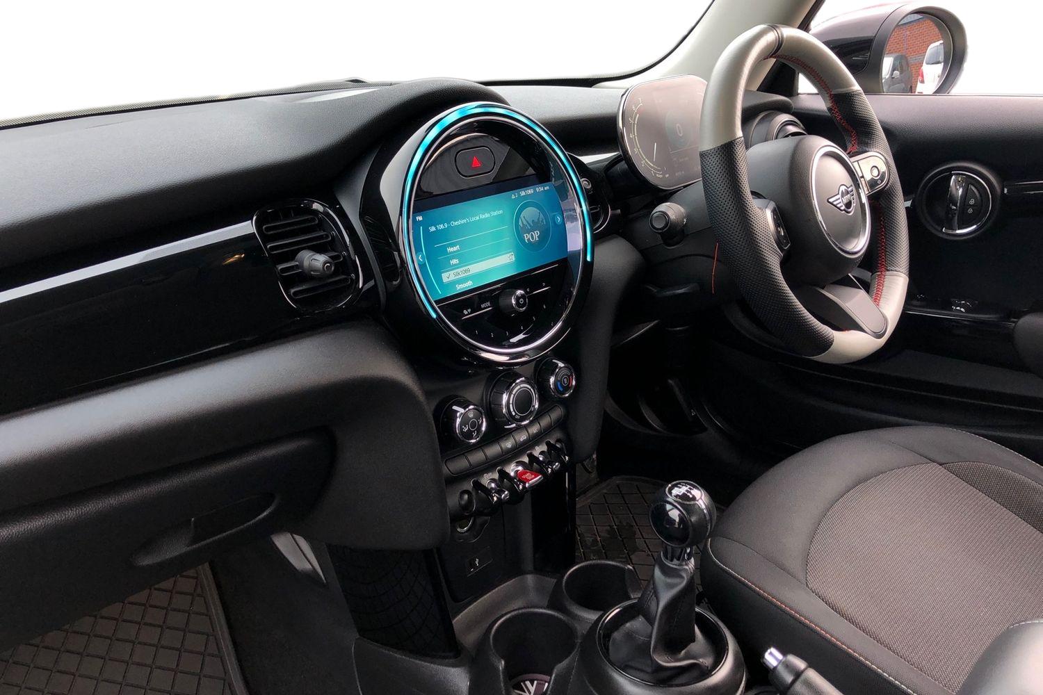 Used MINI Hatch 2021 for sale - 77687020: Photo 4