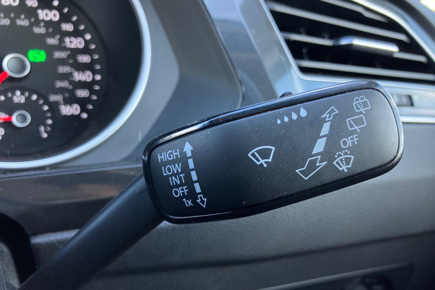 Used Volkswagen Tiguan 2021 for sale - 76320424: Photo 15