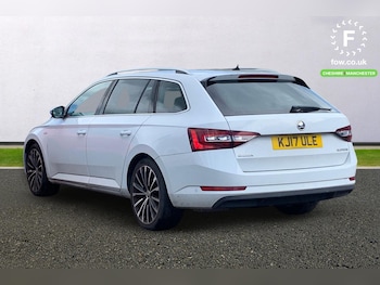 Used Skoda Superb 2017 for sale - 78909294: Photo