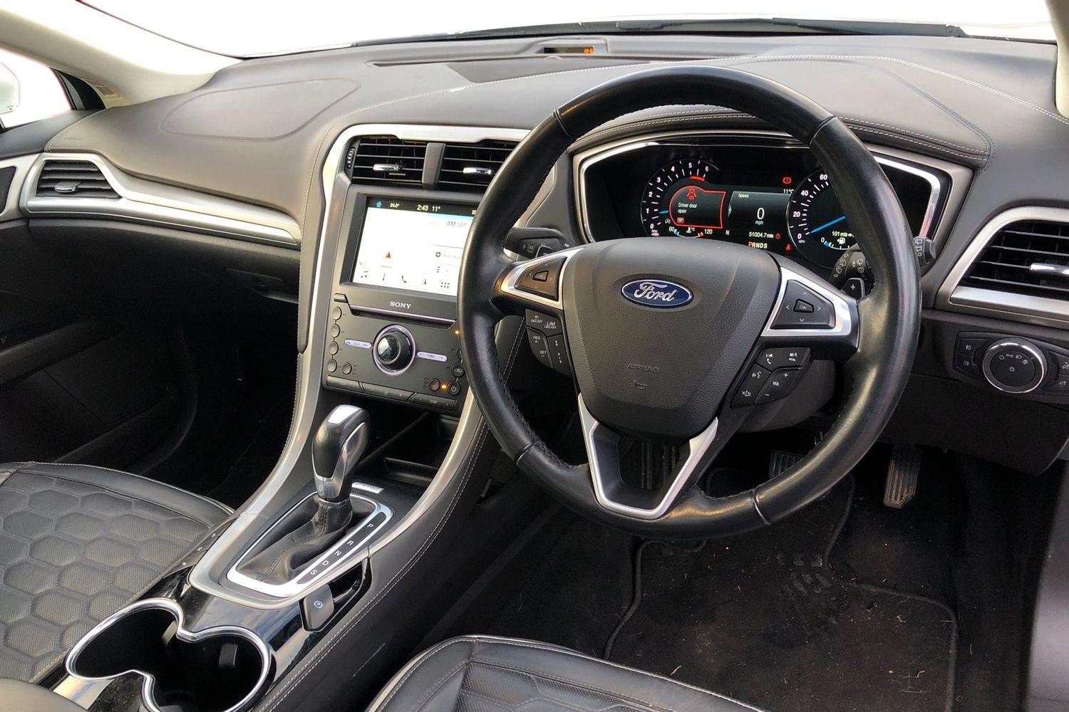 Used Ford Mondeo 2018 for sale - 76902523: Photo 3