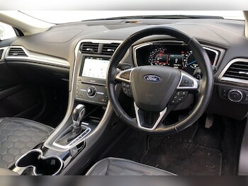 Used Ford Mondeo 2018 for sale - 76902523: Photo