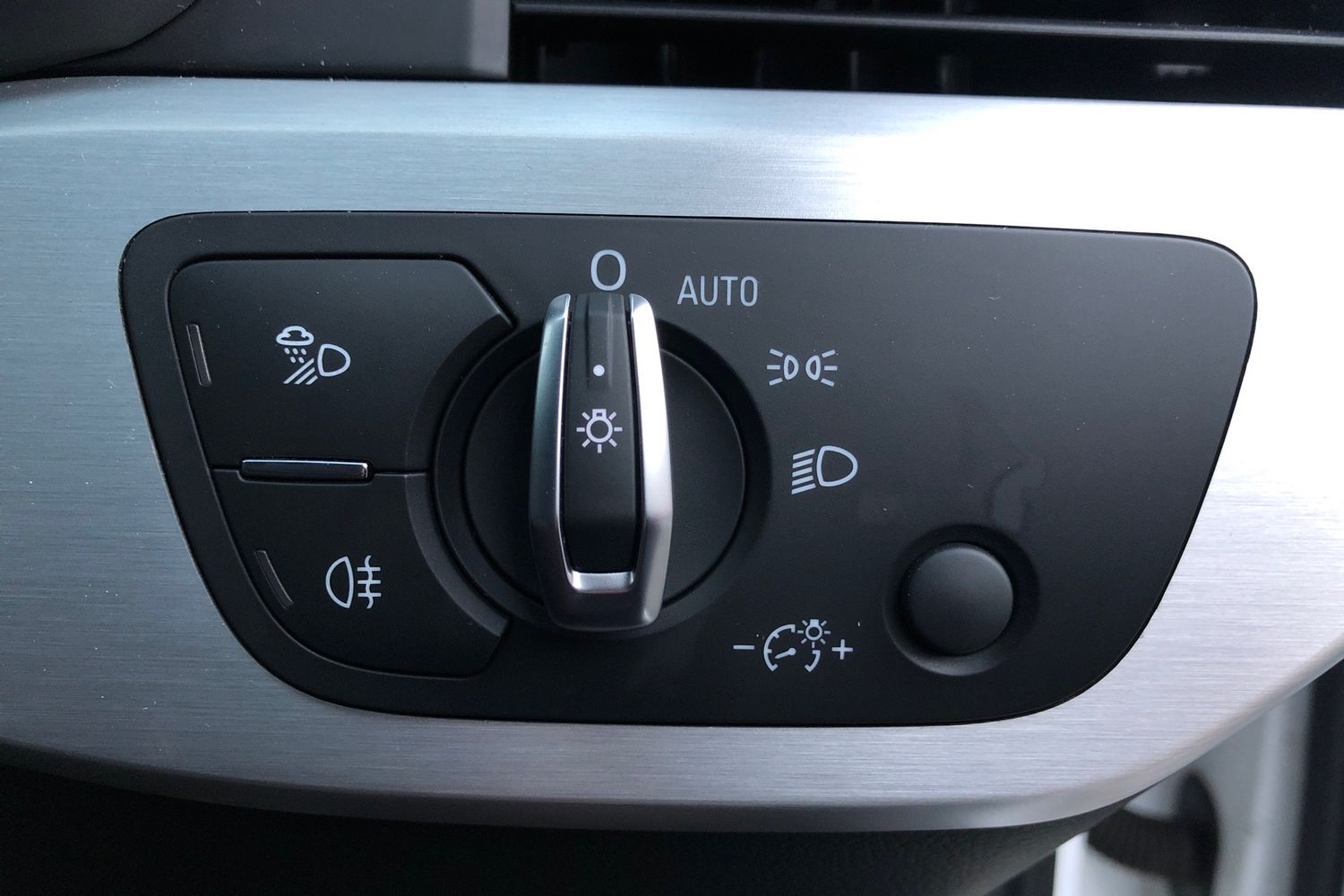 Used Audi A4 2019 for sale - 76789755: Photo 14