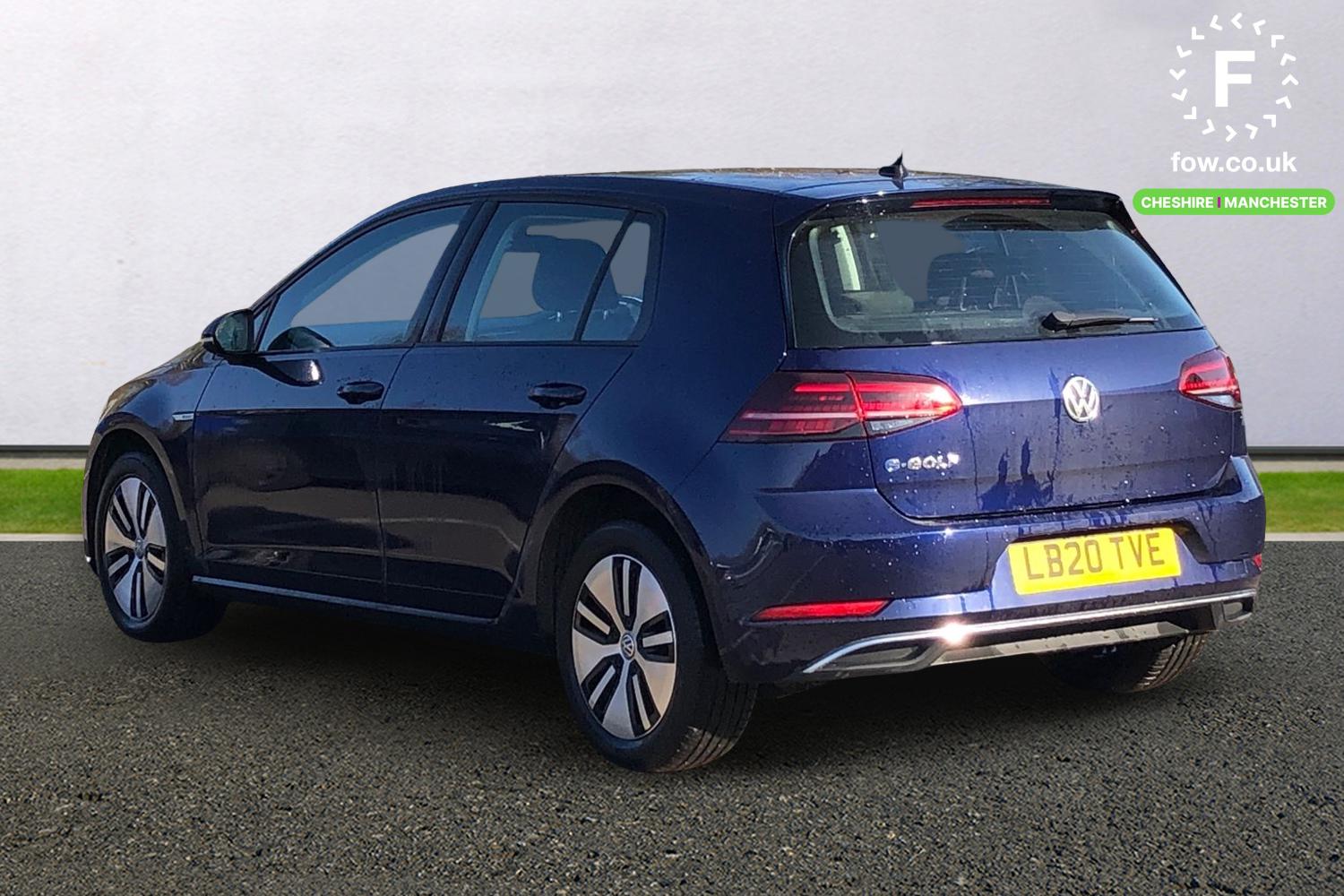 Used Volkswagen Golf 2020 for sale - 77742089: Photo 2