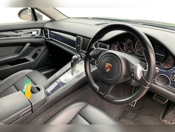 Used Porsche Panamera 2016 for sale - 77589425: Photo