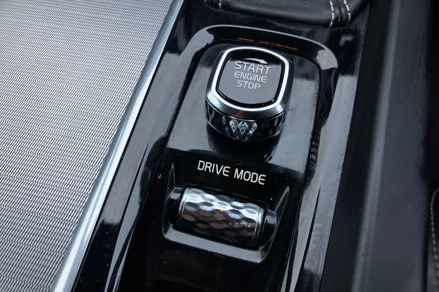 Used Volvo XC60 2017 for sale - 76461011: Photo 15