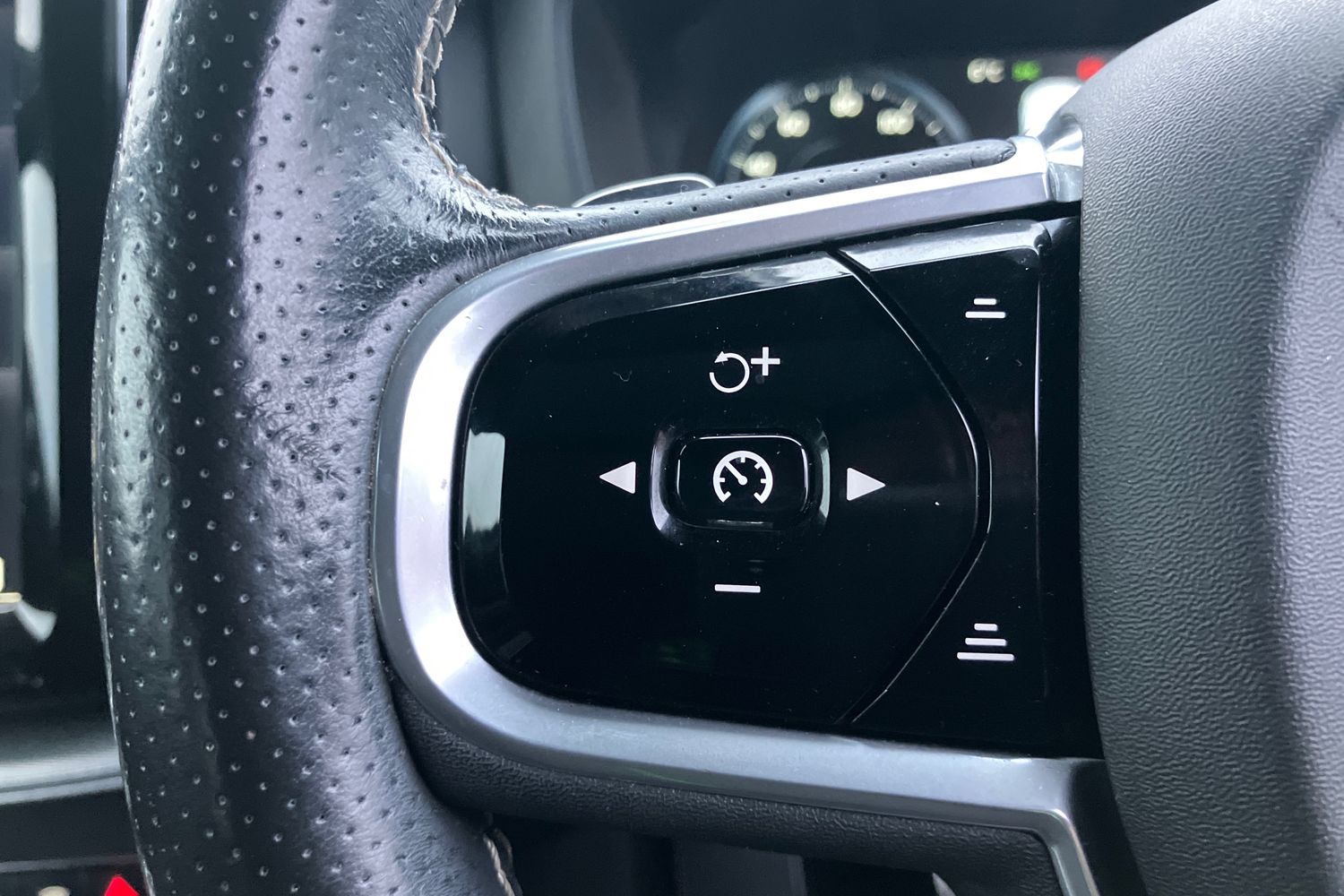 Used Volvo XC60 2017 for sale - 76461011: Photo 17