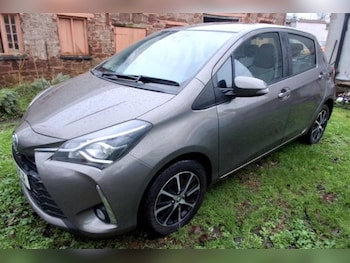 Used Toyota Yaris 2019 for sale - 77361709: Photo