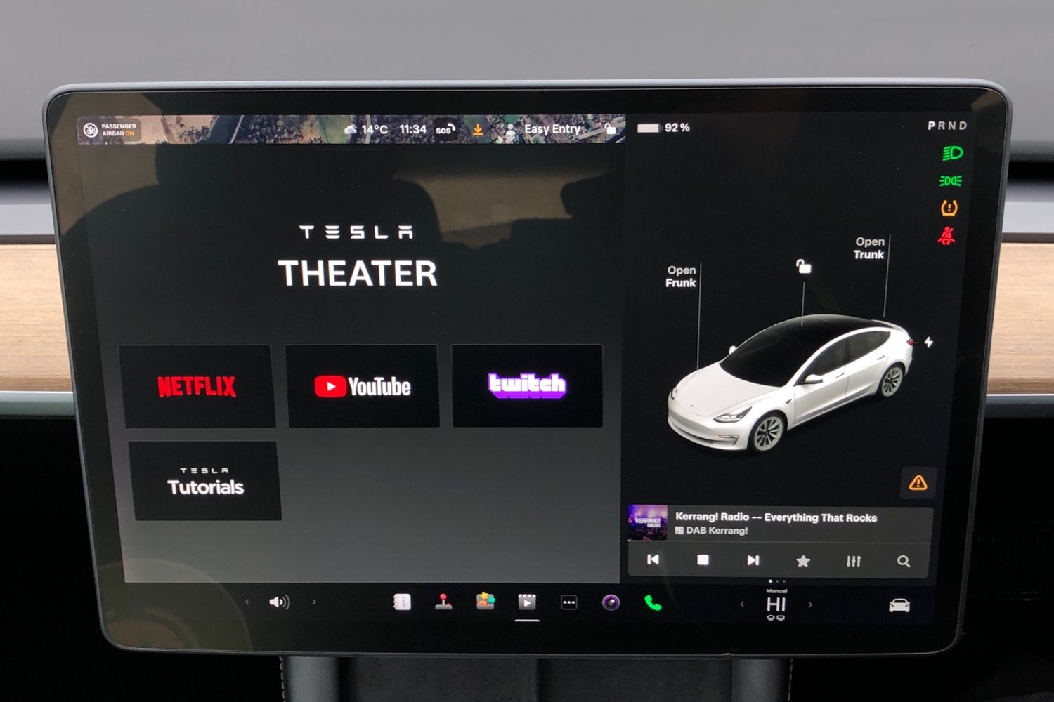 Used Tesla Model 3 2021 for sale - 77152536: Photo 11