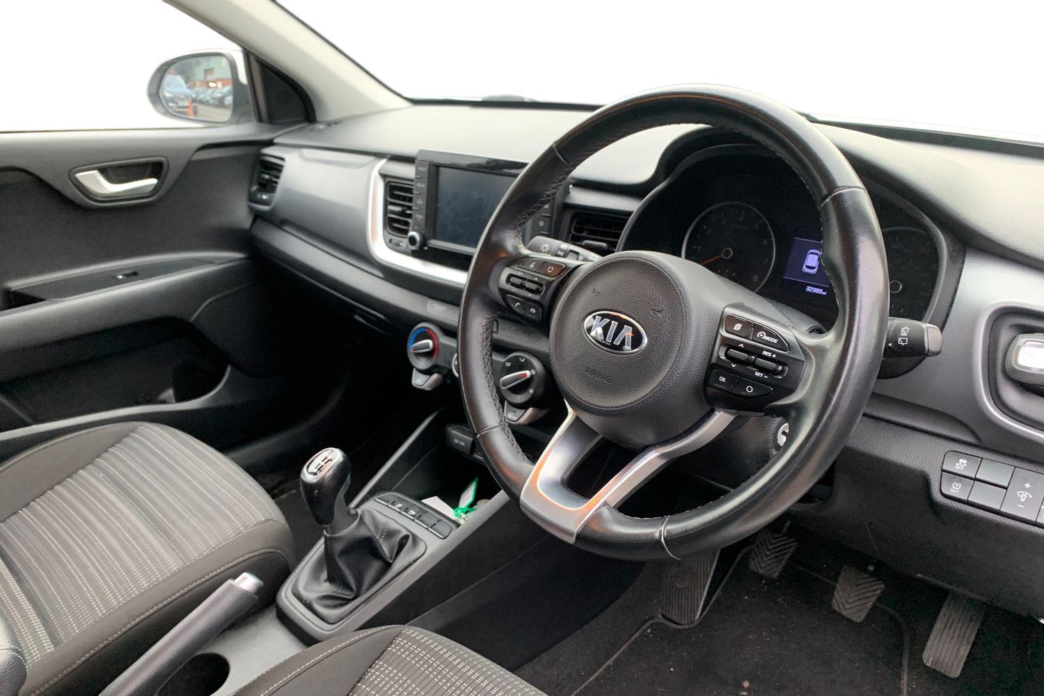 Used Kia Stonic 2019 for sale - 76503027: Photo 3
