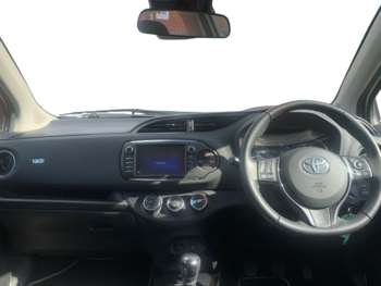 Used Toyota Yaris 2019 for sale - 75215769: Photo