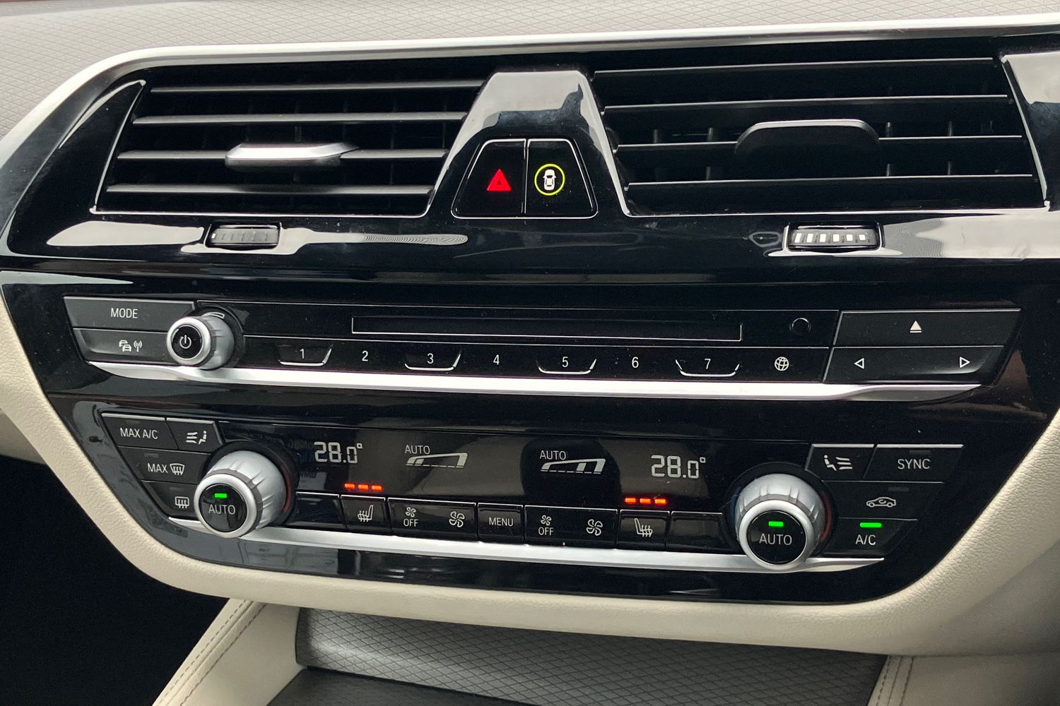 Used BMW 5 Series 2018 for sale - 77179227: Photo 12