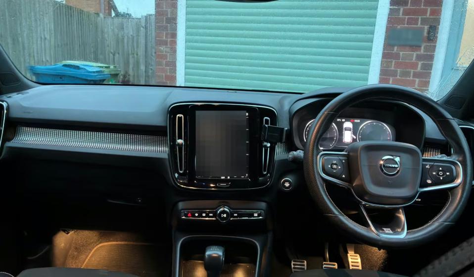 Used Volvo XC40 2019 for sale - 77641956: Photo 3