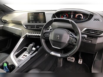 Used Peugeot 5008 2019 for sale - 77262507: Photo