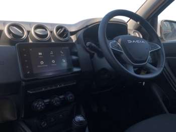 Used Dacia Duster 2024 for sale - 74399298: Photo