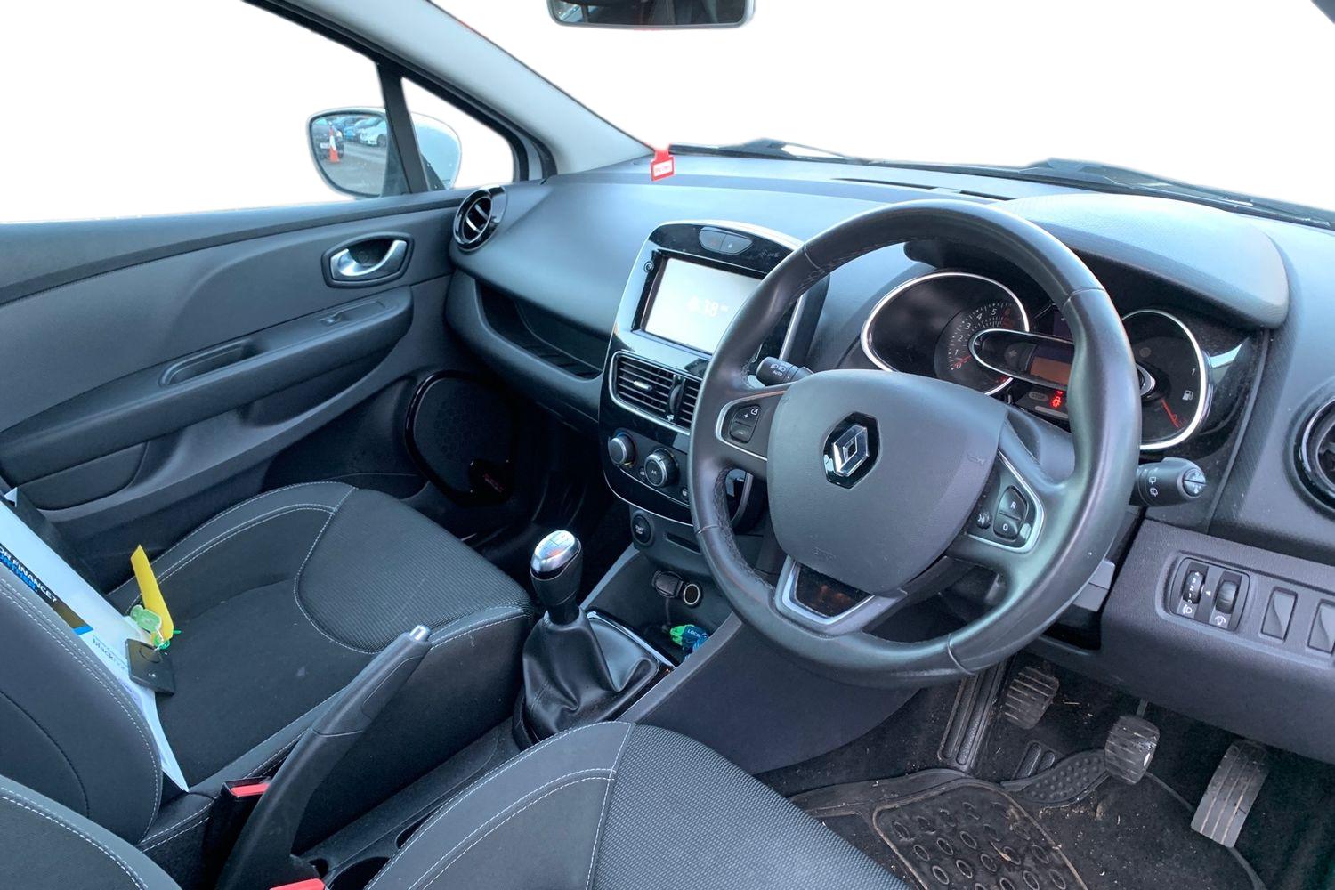 Used Renault Clio 2018 for sale - 77316725: Photo 3