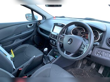 Used Renault Clio 2018 for sale - 77316725: Photo