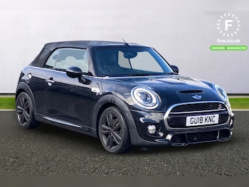 Used MINI Convertible 2018 for sale - 79059820: Photo