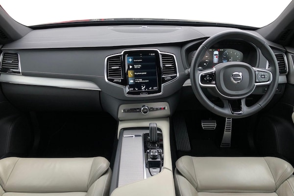 Used Volvo XC90 2021 for sale - 76030515: Photo 3
