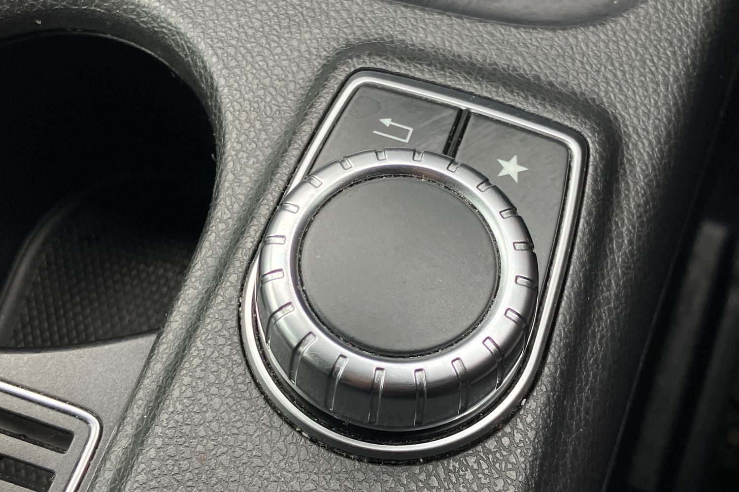 Used Mercedes-Benz GLA 2018 for sale - 76637110: Photo 12