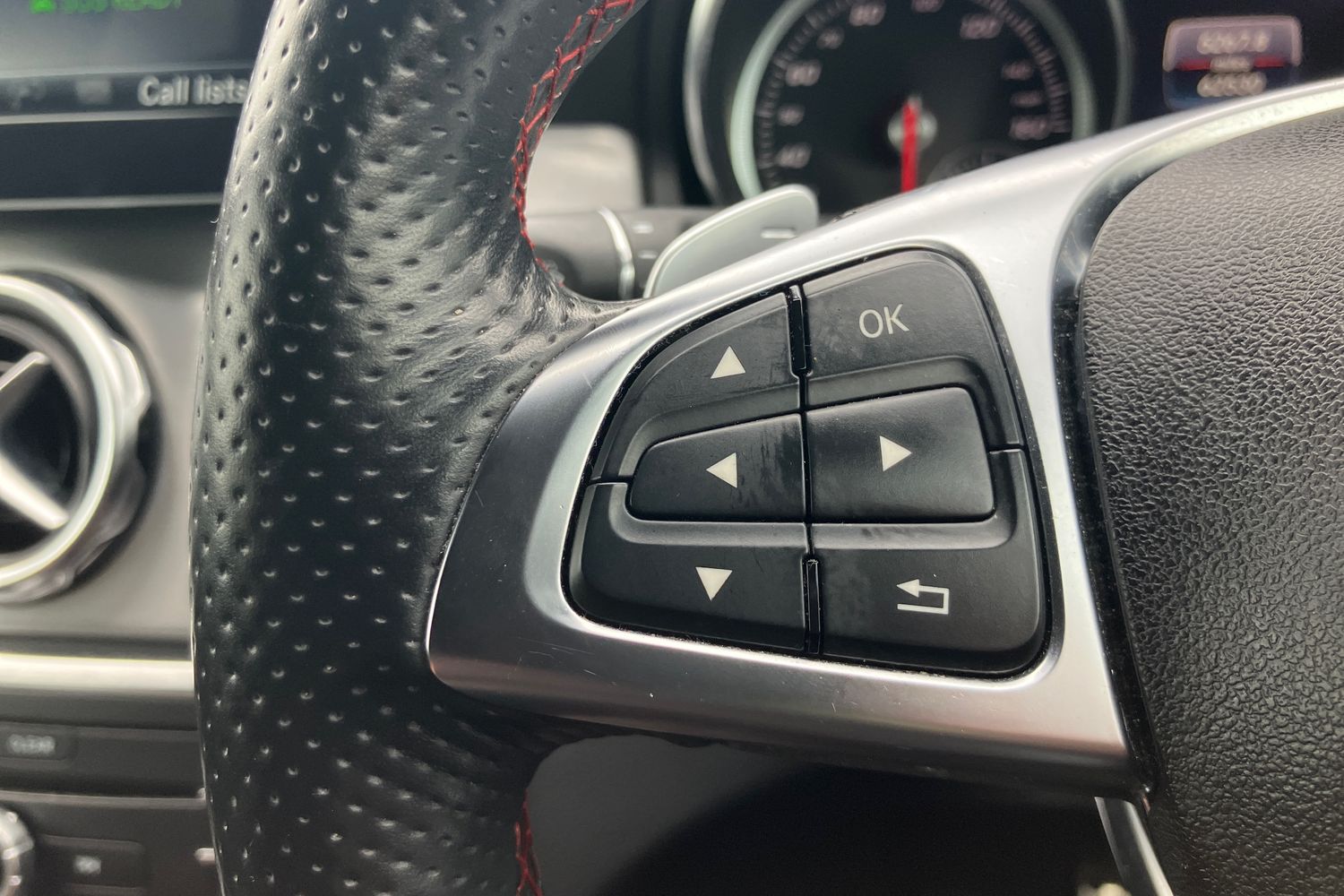 Used Mercedes-Benz GLA 2018 for sale - 76637110: Photo 13