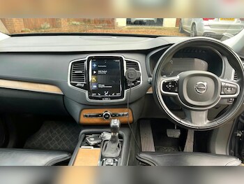 Used Volvo XC90 2018 for sale - 76828030: Photo